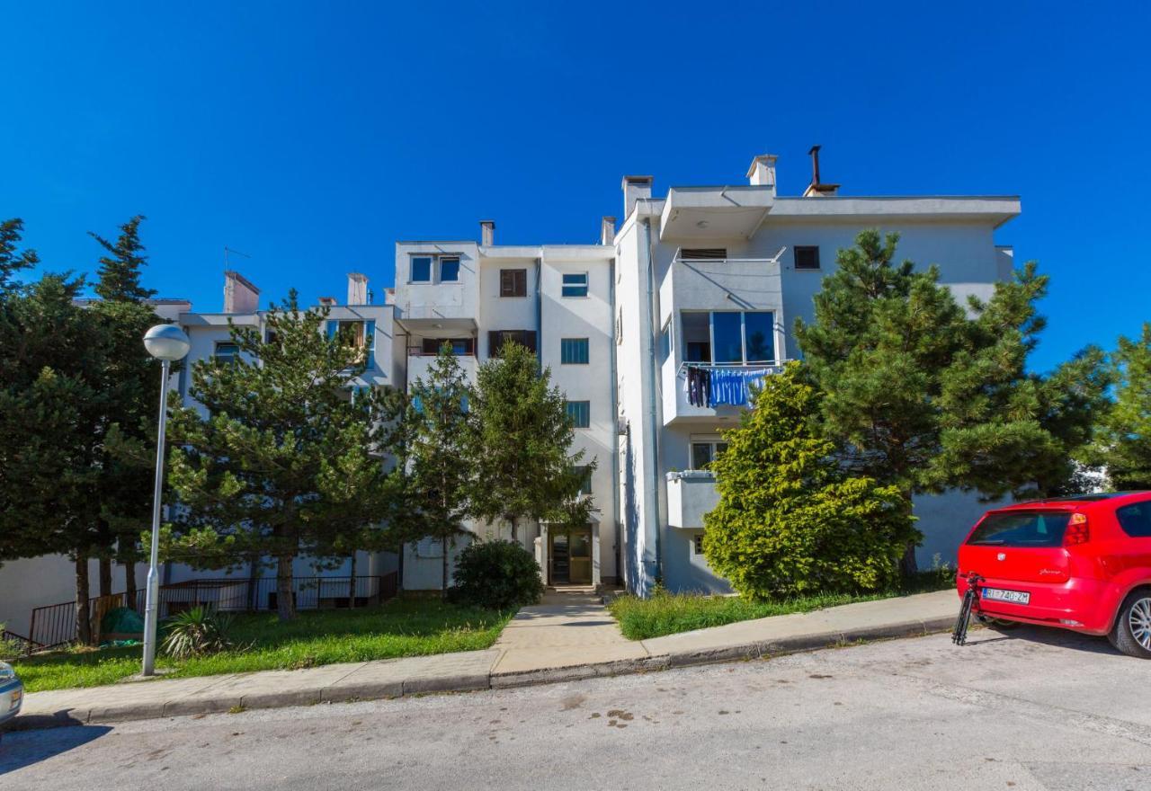 Apolic Lägenhet Crikvenica Exteriör bild
