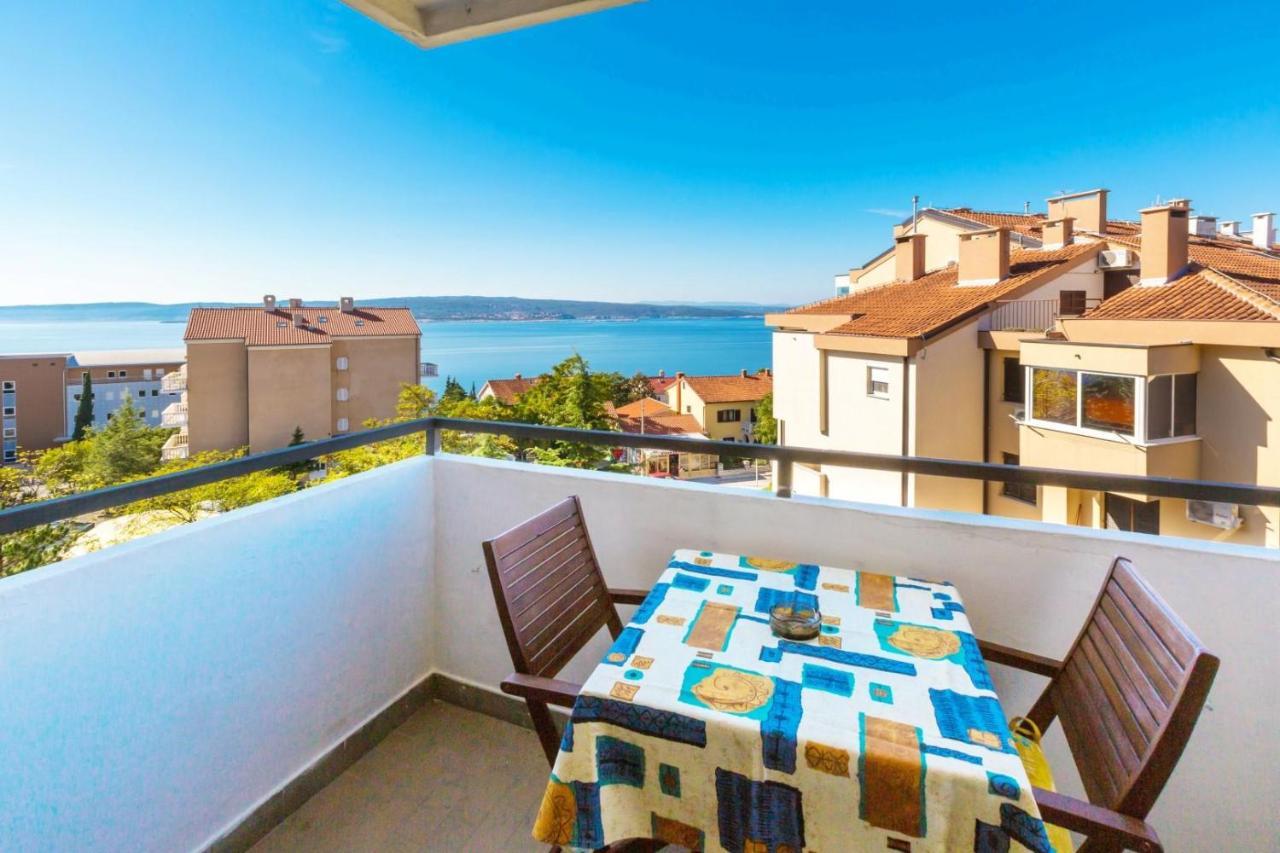 Apolic Lägenhet Crikvenica Exteriör bild